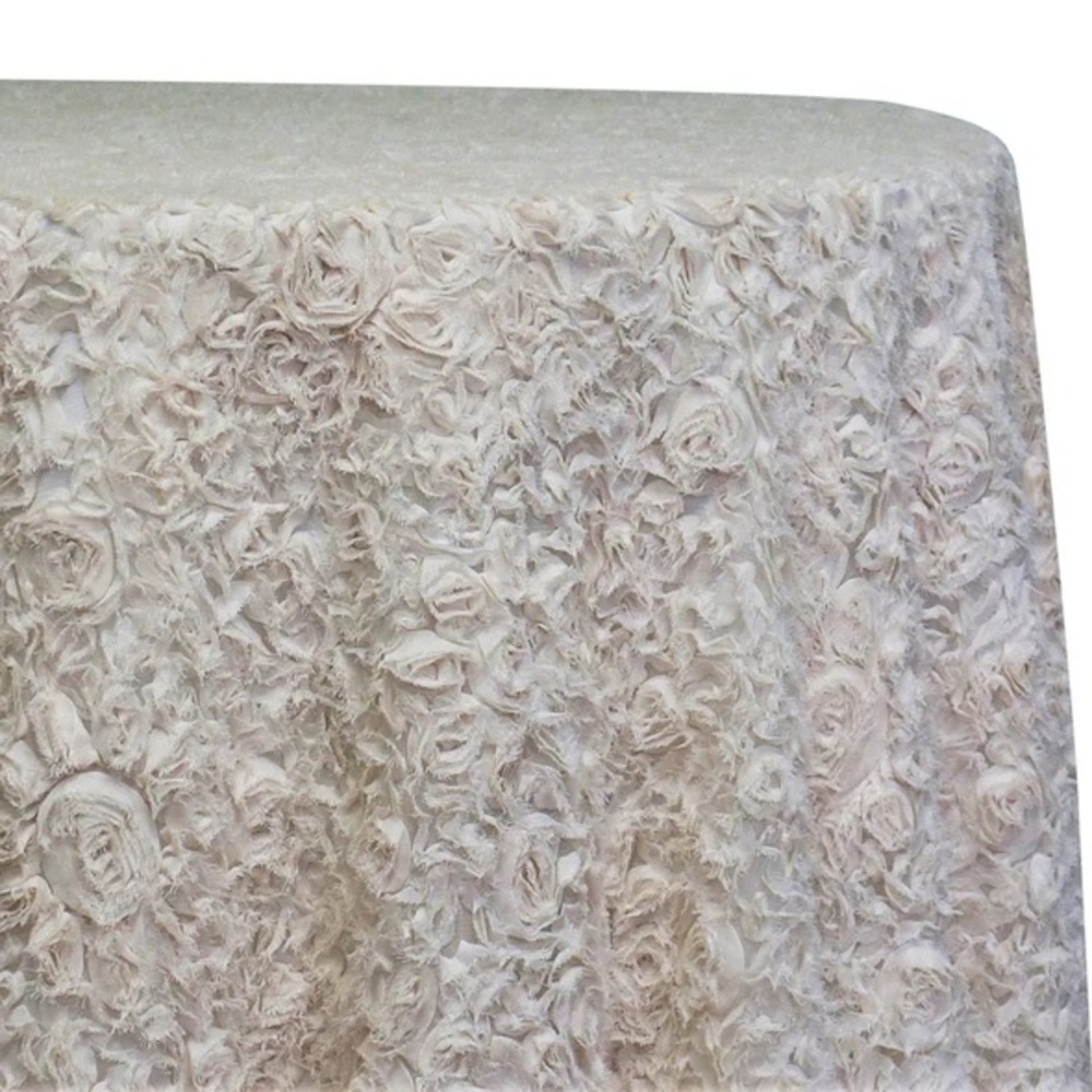 Urquid Linen Lush Chiffon Table Linen in Ivory 96 Inches round